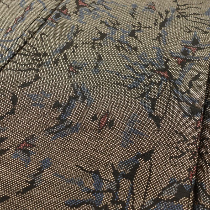 大島紬 美品 証紙なし 正絹 幾何学柄・抽象柄 袷仕立て 茶_画像5