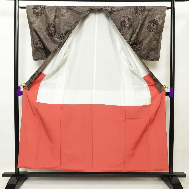 紬 美品 しつけ糸付き 正絹 幾何学柄・抽象柄 袷仕立て 茶_画像2