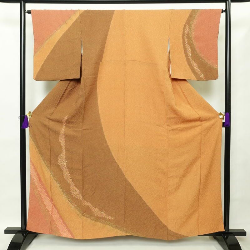 訪問着 美品 金彩 刺繍 ふくれ織 共八掛 正絹 幾何学柄・抽象柄 袷仕立て 茶_画像1