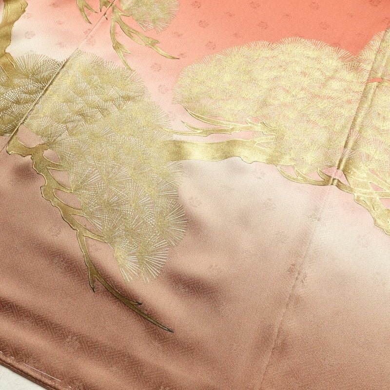 色留袖 良品 一つ紋付き しつけ糸付き 羽二重 金駒刺繍 箔 正絹 共八掛 古典柄 袷仕立て 小豆・エンジ_画像16