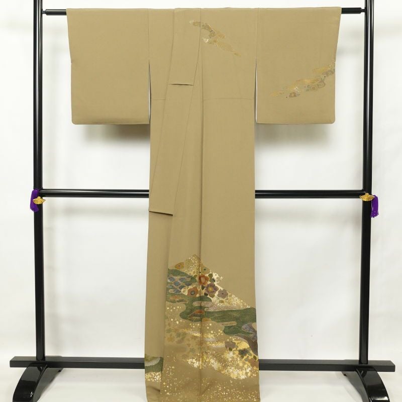 訪問着 蘇州刺繍 証紙あり スワトウ刺繍 箔 共八掛 刺繍 良品 正絹 古典柄 袷仕立て 黄・黄土色_画像2