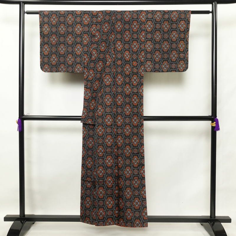 紬 正絹 幾何学柄・抽象柄 袷仕立て 黒_画像2