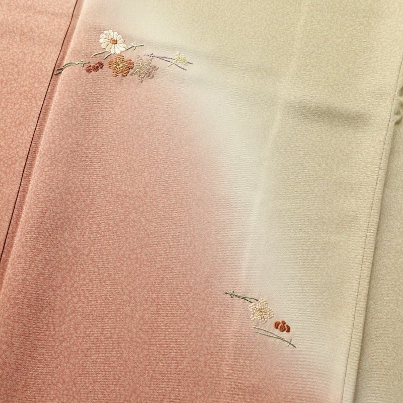 付け下げ 良品 天目染 共八掛 正絹 刺繍 金彩 花柄 袷仕立て 緑・うぐいす色_画像6