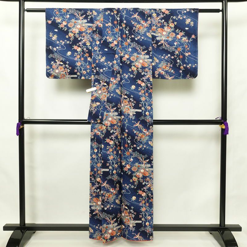 小紋 美品 しつけ糸付き 正絹 古典柄 袷仕立て 青・紺_画像2