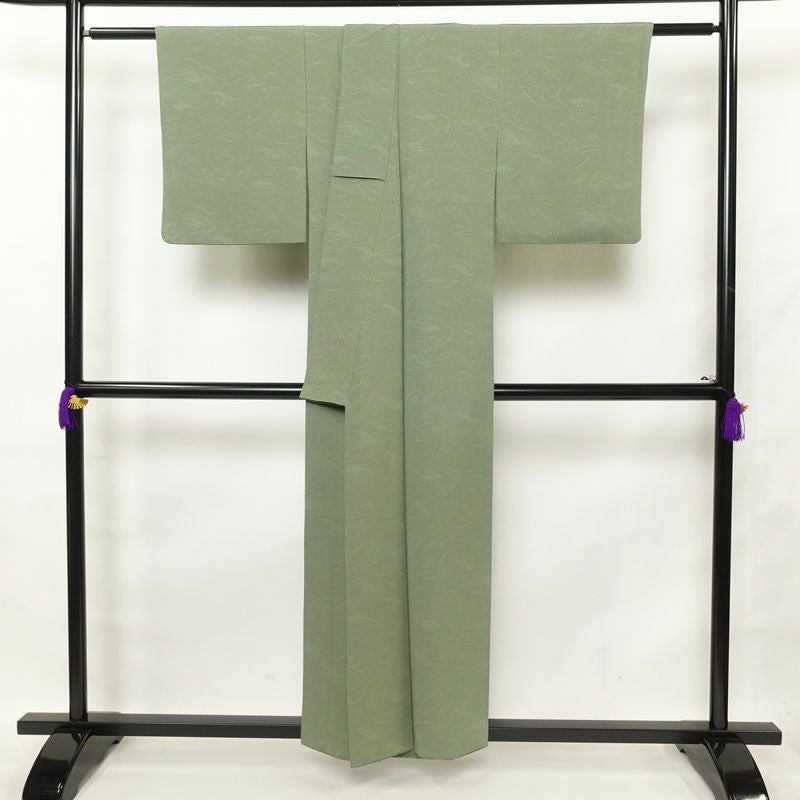 小紋 良品 墨流し 縮緬 正絹 流水・波柄 身丈155.5cm 裄丈63cm 袷仕立て 緑・うぐいす色_画像2
