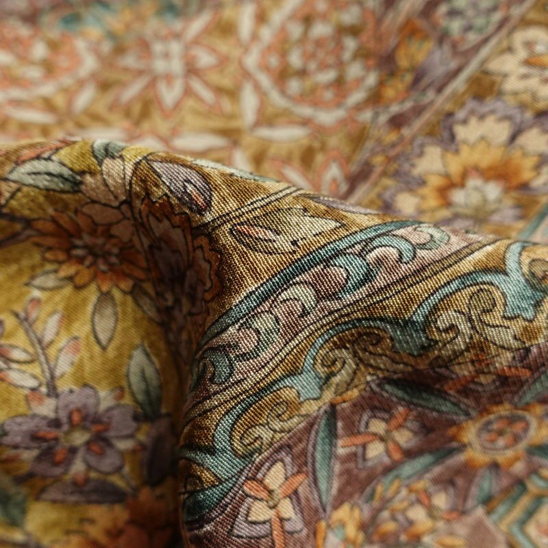 小紋 美品 しつけ糸付き 縮緬 正絹 幾何学柄・抽象柄 身丈160cm 裄丈67.5cm 袷仕立て 多色使い_画像27