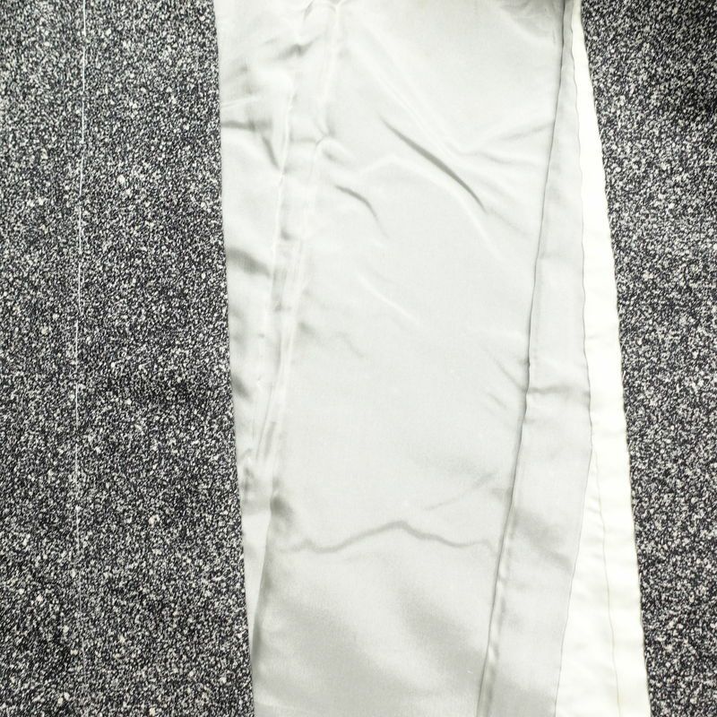 小紋 落款入り しつけ糸付き 縮緬 正絹 身丈167cm 裄丈63cm その他の柄 袷仕立て グレー_画像22