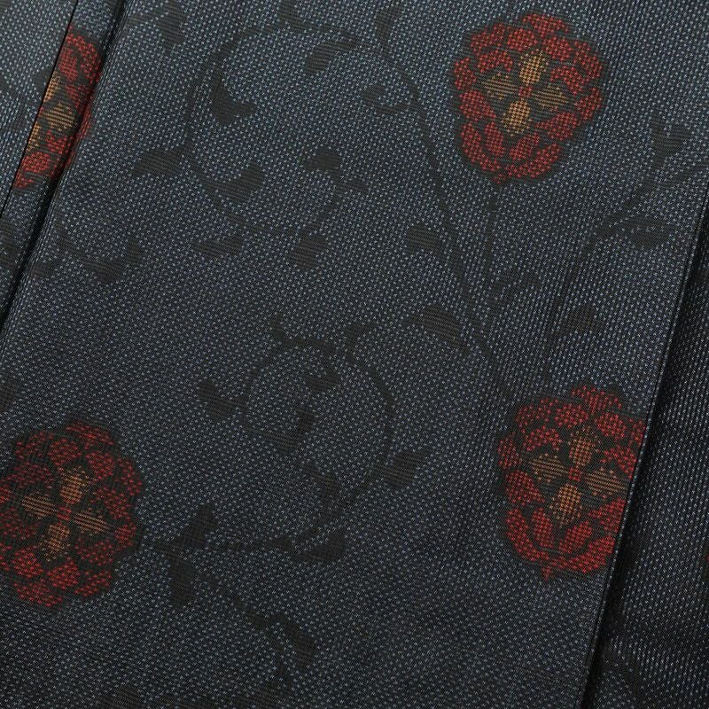 大島紬 良品 証紙あり しつけ糸付き 正絹 身丈161cm 裄丈64.5cm 花柄 袷仕立て 青・紺_画像6