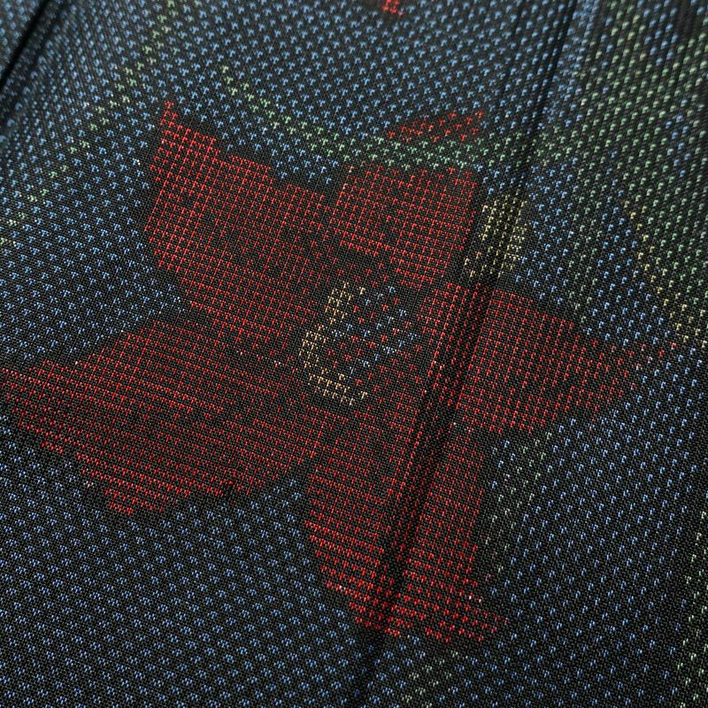 紬 良品 正絹 紬着物 花柄 袷仕立て 身丈159.5cm 裄丈65cm 青・紺_画像7