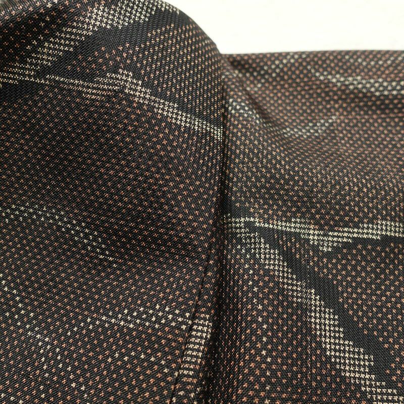 紬 良品 しつけ糸付き 紬着物 正絹 木の葉・植物柄 身丈155cm 裄丈63cm 袷仕立て 茶_画像21