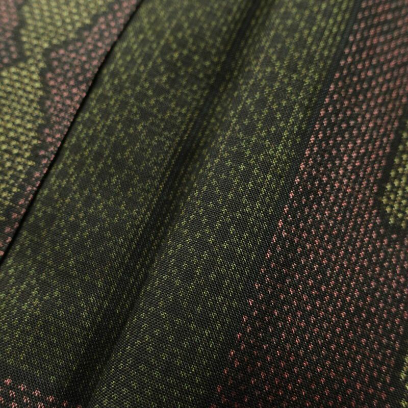 紬 良品 しつけ糸付き 正絹 幾何学柄・抽象柄 身丈156cm 裄丈63cm 袷仕立て 小豆・エンジ_画像10