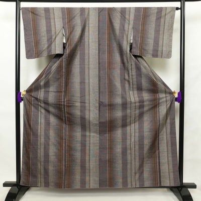 紬 良品 正絹 紬着物 縞柄・線柄 袷仕立て 身丈162cm 裄丈66cm 紫・藤色