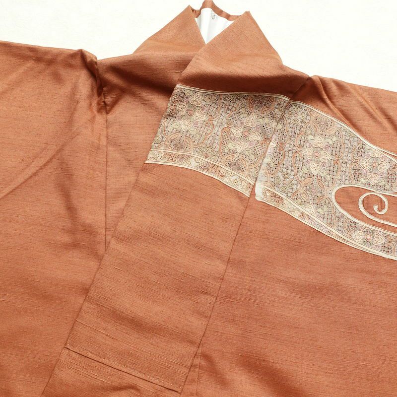 訪問着 紬地 良品 スワトウ刺繍 一つ紋付き 身丈164cm 裄丈66.5cm 正絹 幾何学柄・抽象柄 袷仕立て 茶_画像27