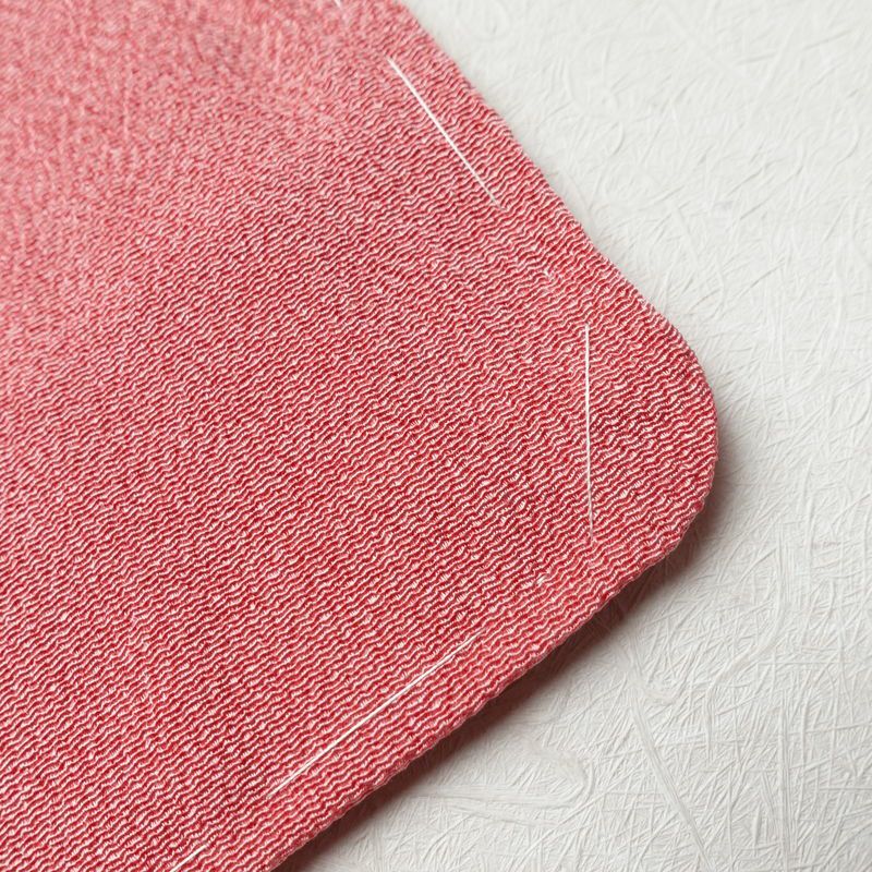 小紋 美品 しつけ糸付き 縮緬 正絹 木の葉・植物柄 身丈160.5cm 裄丈65.5cm 袷仕立て ピンク_画像18