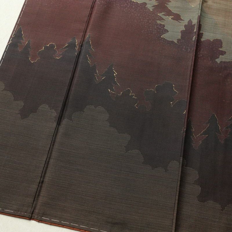 付け下げ 美品 紬地 しつけ糸付き 金彩 身丈159cm 裄丈63.5cm 附下 正絹 風景柄 袷仕立て 茶_画像4