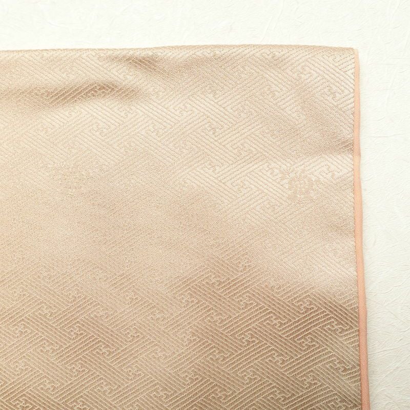 付下 刺繍 金彩 綸子 正絹 付け下げ 身丈158cm 裄丈63.5cm 古典柄 袷仕立て ベージュ_画像22