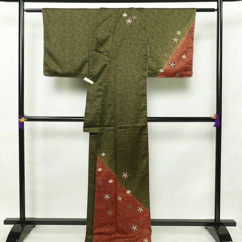 付け下げ しつけ糸付き 正絹 金彩 花柄 身丈166cm 裄丈65cm 袷仕立て 緑・うぐいす色_画像2