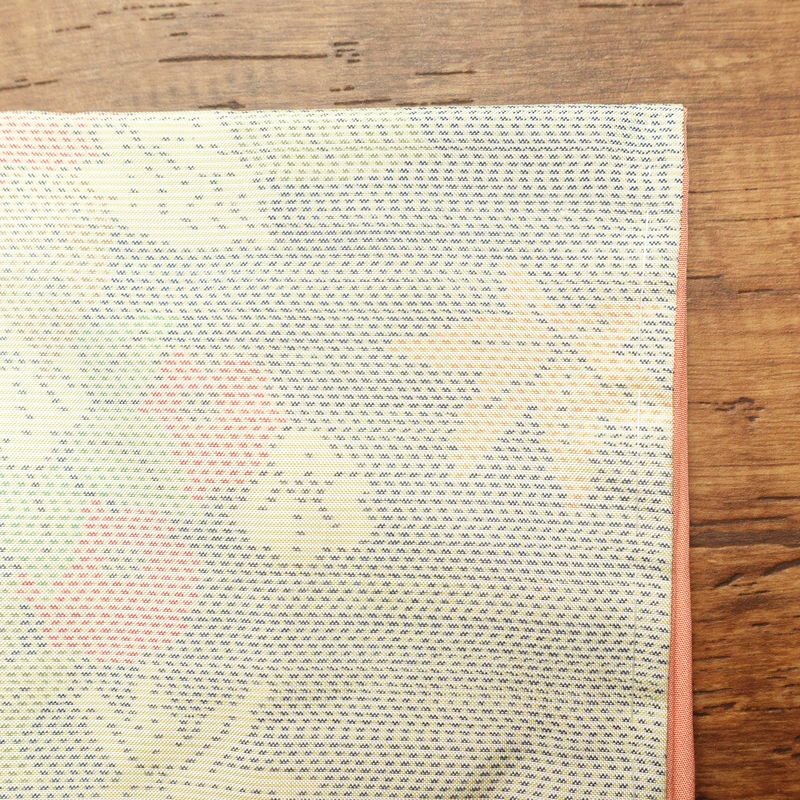 大島紬 良品 証紙あり しつけ糸付き 正絹 身丈161.5cm 裄丈65.5cm 木の葉・植物柄 袷仕立て クリーム_画像16