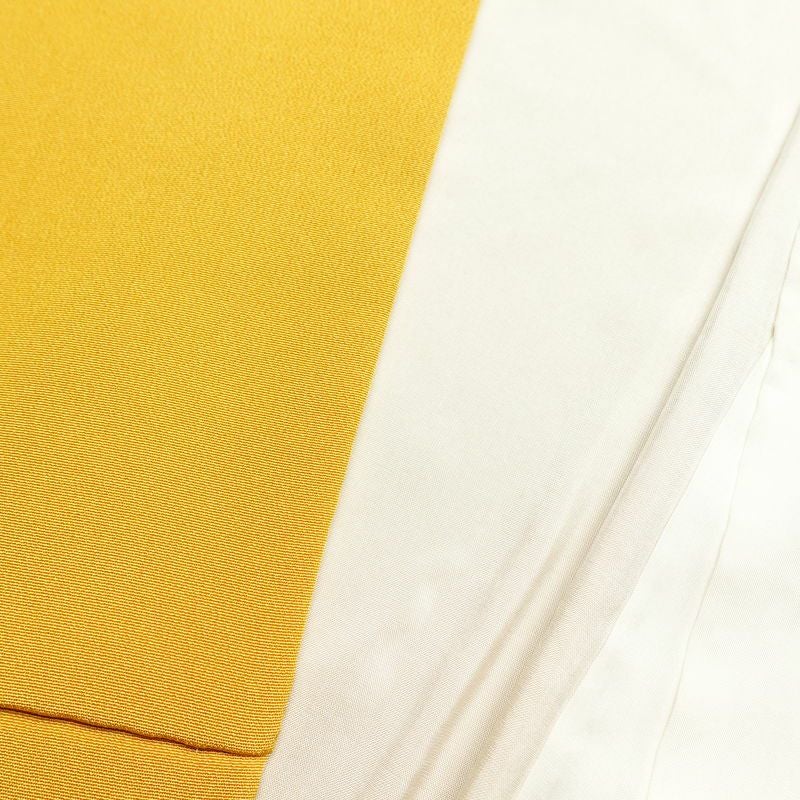 付け下げ 縮緬 一つ紋付き 正絹 木の葉・植物柄 袷仕立て 身丈156.5cm 裄丈67cm 松 箔 黄・黄土色_画像18