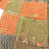 小紋 良品 三田村環作 しつけ糸付き 落款入り 正絹 古典柄 袷仕立て 身丈154cm 裄丈64cm 多色使い_画像5