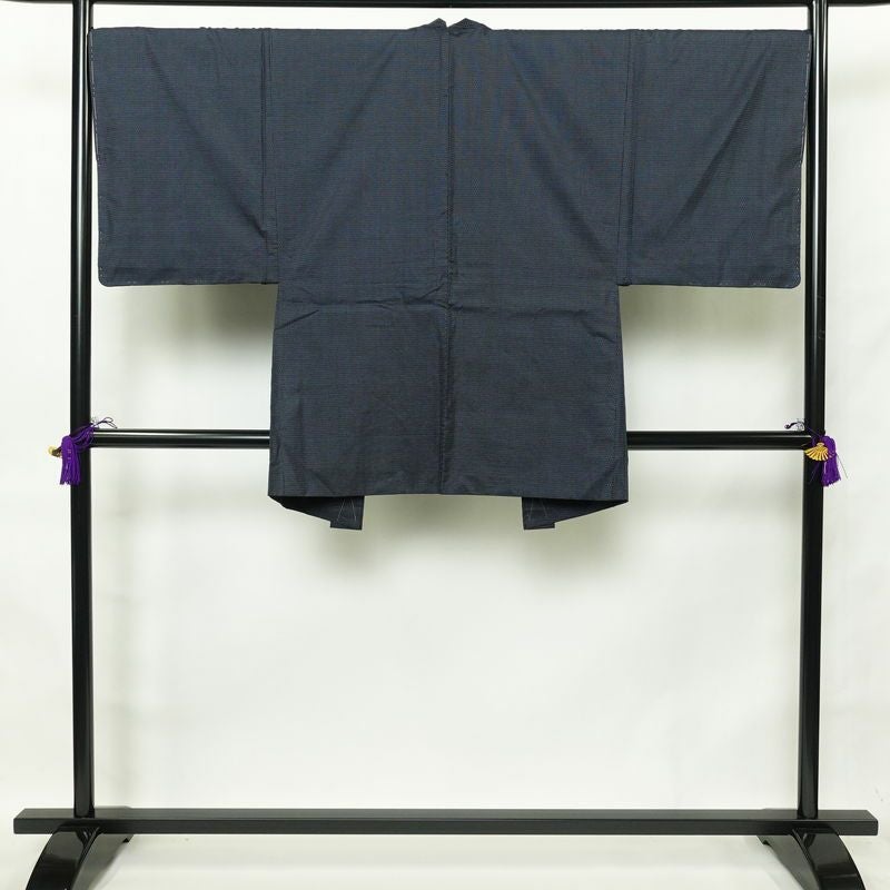 男性用 紬着物 アンサンブル セット品 しつけ糸つき 正絹 亀甲柄 袷仕立て 身丈142.5cm 裄丈69cm 青・紺_画像4