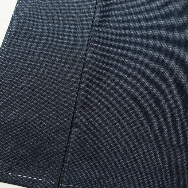 男性用 紬着物 アンサンブル セット品 しつけ糸つき 正絹 亀甲柄 袷仕立て 身丈142.5cm 裄丈69cm 青・紺_画像8