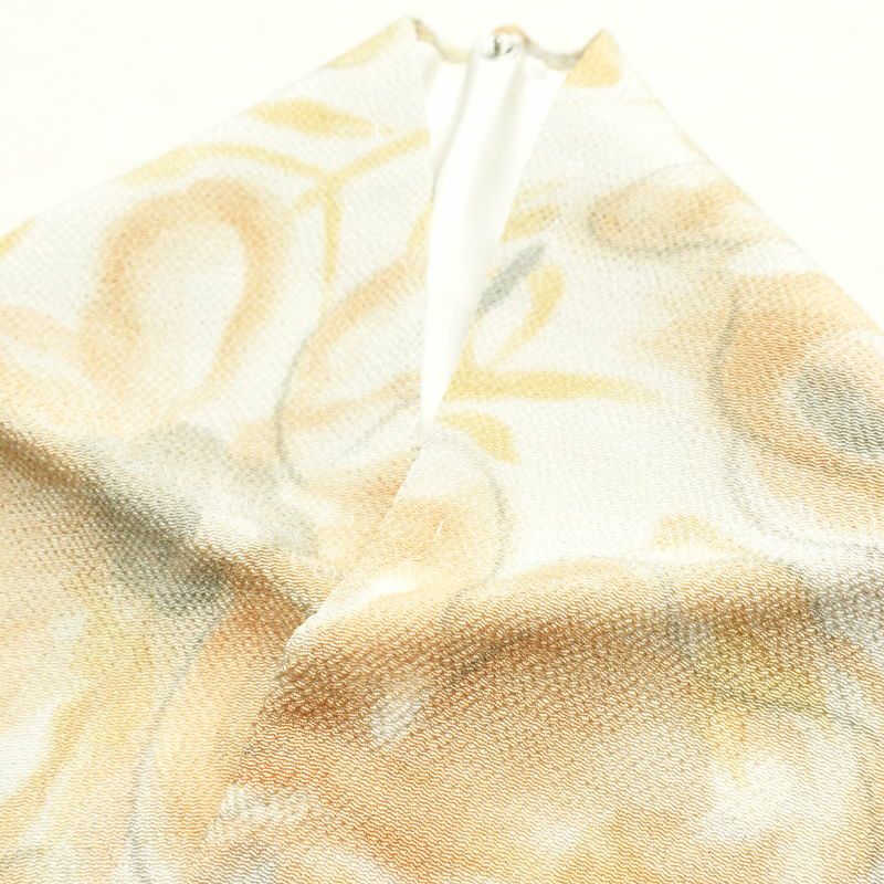 小紋 縮緬 正絹 花柄 袷仕立て 身丈161cm 裄丈63.5cm 着物 クリーム_画像17