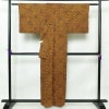 小紋 縮緬 正絹 幾何学柄・抽象柄 袷仕立て 身丈157.5cm 裄丈64cm 茶_画像2