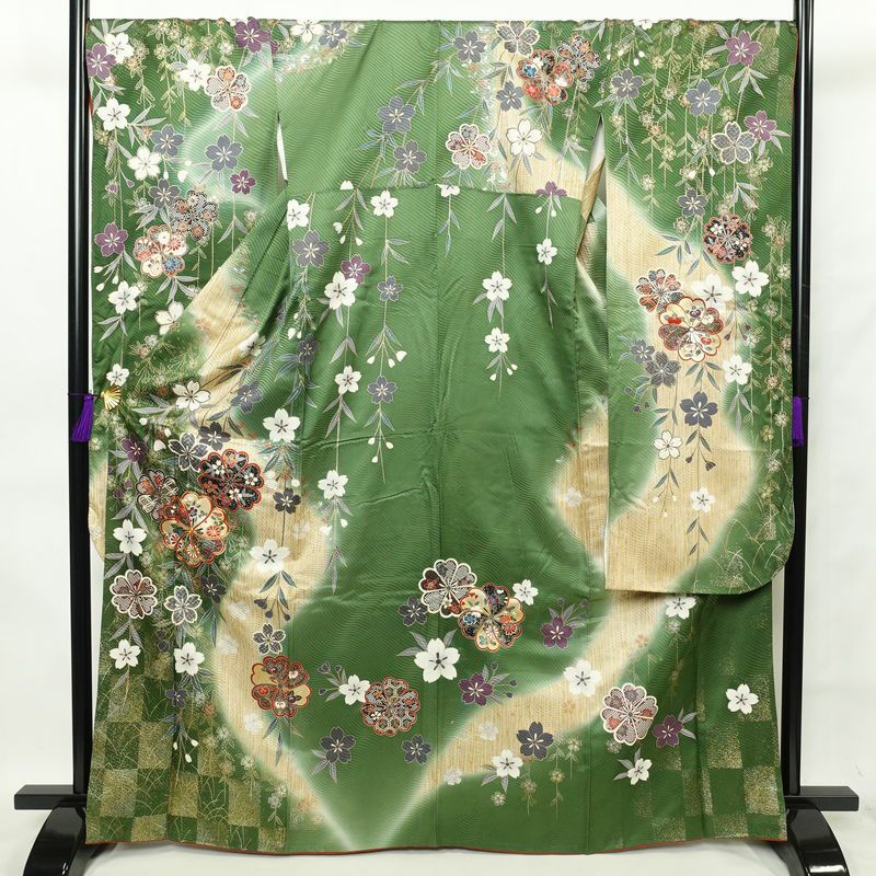 振袖 良品 金駒刺繍 正絹 古典柄 袷仕立て 身丈166.5cm 裄丈66.5cm