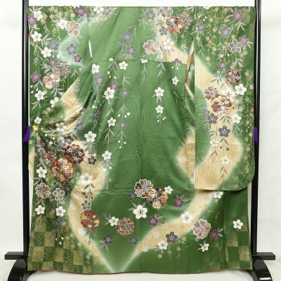 振袖 良品 金駒刺繍 正絹 古典柄 袷仕立て 身丈166.5cm 裄丈66.5cm 