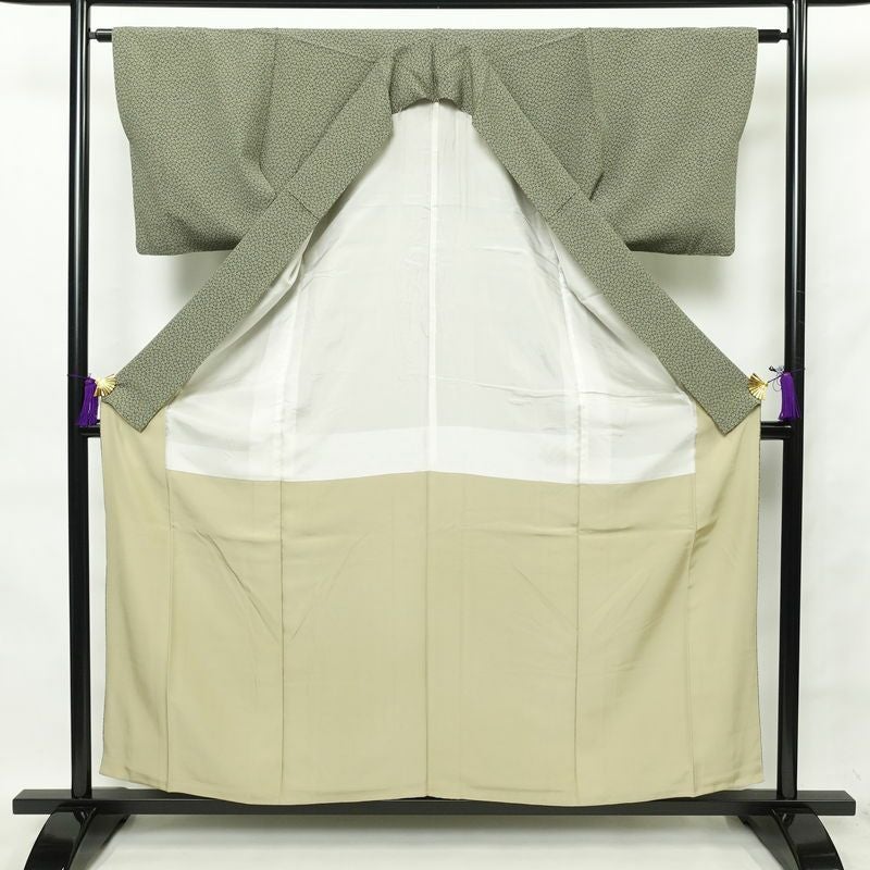 小紋 縮緬 正絹 花柄 袷仕立て 身丈158cm 裄丈63cm 着物 緑・うぐいす色_画像3