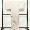 訪問着 良品 落款入り 一つ紋付き 正絹 綸子 風景柄 袷仕立て 身丈167.5cm 裄丈69.5cm 金彩 箔 紫・藤色_画像2