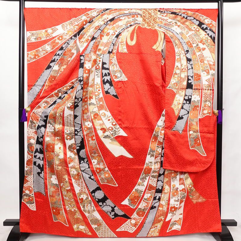 振袖 良品 金駒刺繍 正絹 古典柄 袷仕立て 身丈166.5cm 裄丈66.5cm