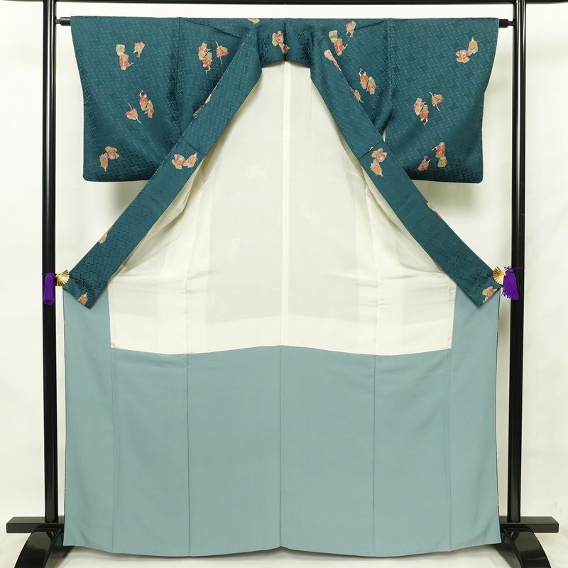 小紋 飛び柄 正絹 人物・動物柄 袷仕立て 身丈166cm 裄丈64cm 緑・うぐいす色_画像3