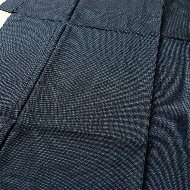 男性用 紬着物 アンサンブル 着物 羽織 2点セット セット品 正絹 亀甲柄 袷仕立て 身丈137cm 裄丈69cm 青・紺_画像6