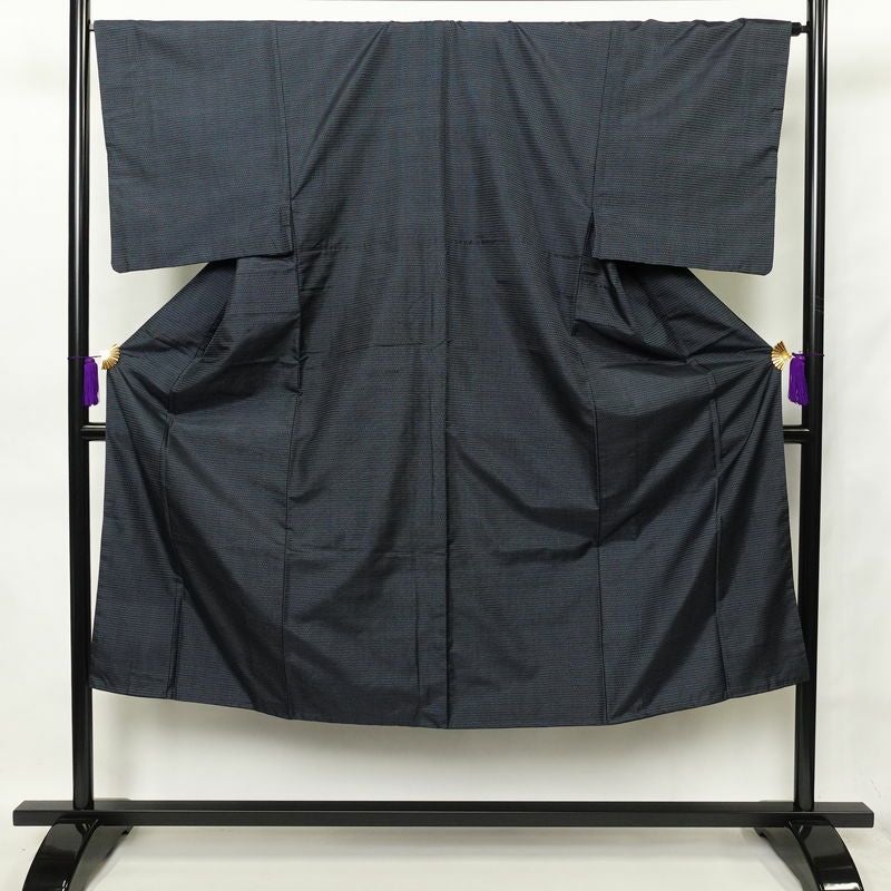 男性用 着物 良品 アンサンブル 羽織 長襦袢 3点 セット品 正絹 亀甲柄 袷仕立て 身丈141cm 裄丈67cm メンズ 青・紺_画像2