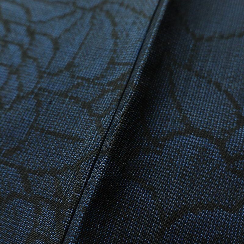 紬 しつけ糸付き 正絹 花柄 袷仕立て 身丈162.5cm 裄丈65cm 紬着物 青・紺_画像9