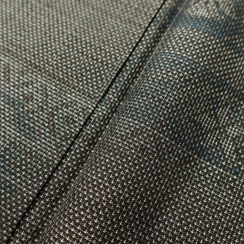 大島紬 証紙あり 正絹 幾何学柄・抽象柄 袷仕立て 身丈152cm 裄丈63.5cm 着物 グレー_画像7