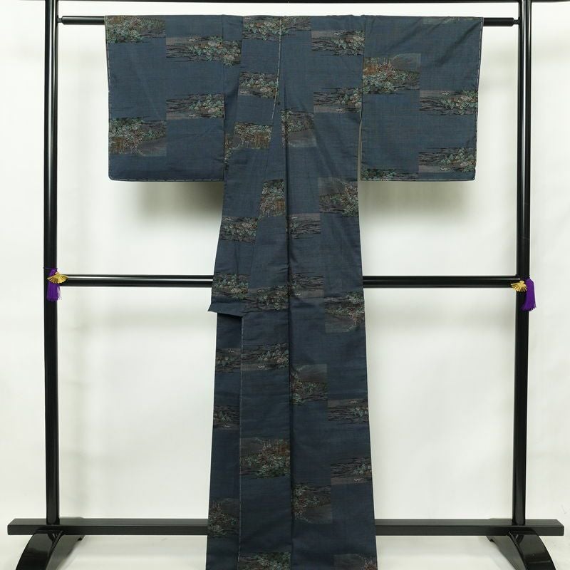 大島紬 美品 証紙あり しつけ糸付き 古代染色純泥染 正絹 風景柄 袷仕立て 身丈171cm 裄丈68cm 青・紺_画像2