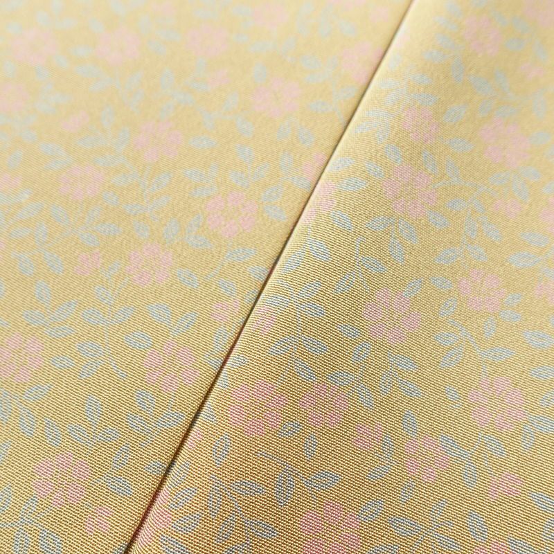 小紋 縮緬 総柄 正絹 花柄 袷仕立て 身丈166cm 裄丈63.5cm 一部しつけ糸付き 小紋着物 黄・黄土色_画像7