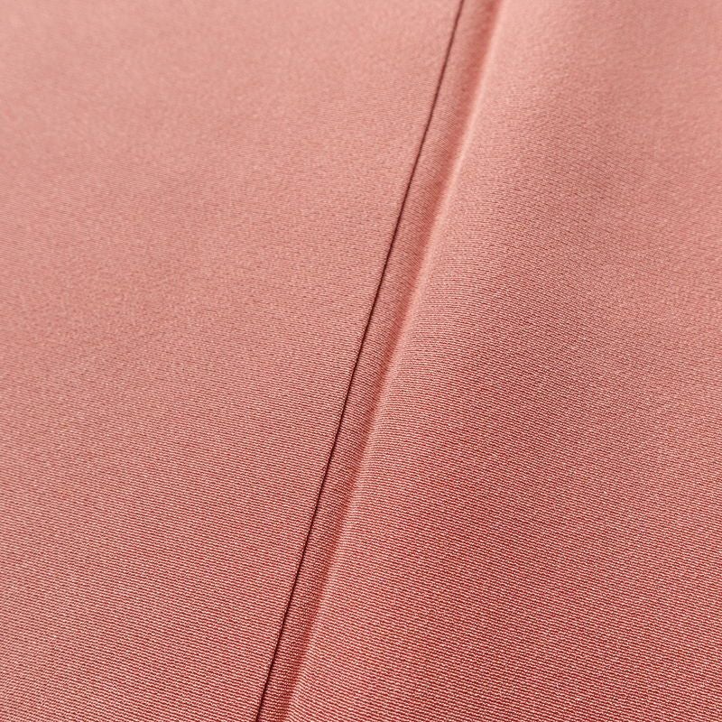 色無地 良品 縮緬 一つ紋付き 正絹 無地 袷仕立て 身丈157cm 裄丈66cm 一部しつけ糸付き 着物 ピンク_画像7