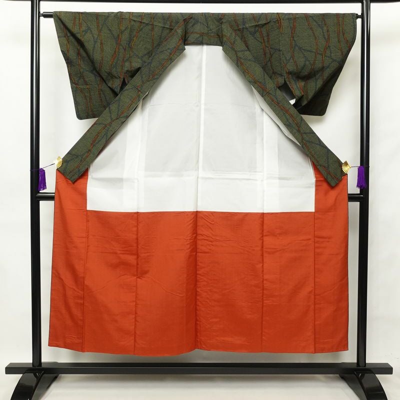 紬 証紙あり 正絹 縞柄・線柄 袷仕立て 身丈152cm 裄丈64cm 紬着物 緑・うぐいす色_画像3