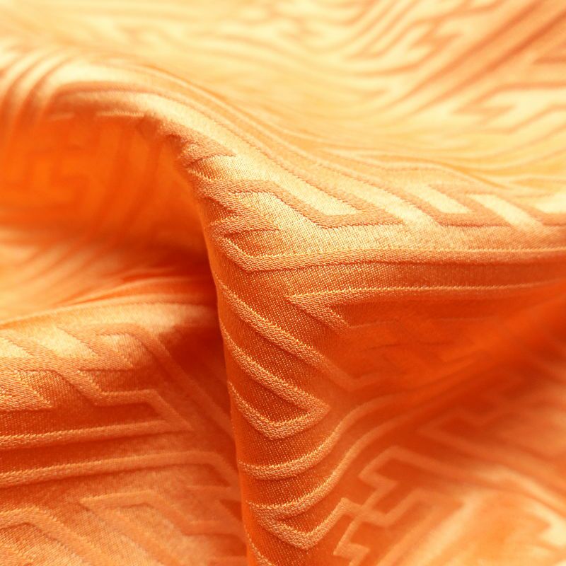 振袖 良品 金駒刺繍 綸子 正絹 古典柄 袷仕立て 身丈158.5cm 裄丈63.5cm 金彩 成人式 着物 橙_画像21