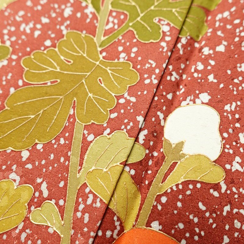 訪問着 落款入り 作家物 正絹 木の葉・植物柄 菊 梅 袷仕立て 身丈172cm 裄丈68.5cm 金彩 多色使い_画像10