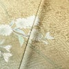 付け下げ 良品 綸子 正絹 花柄 袷仕立て 身丈163cm 裄丈68.5cm 銀彩 附下 着物 黄・黄土色_画像9