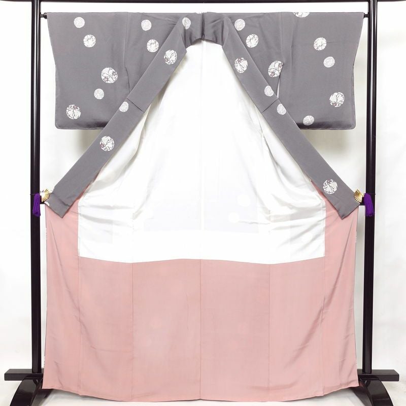 小紋 しつけ糸付き 縮緬 正絹 古典柄 袷仕立て 身丈166cm 裄丈65cm 小紋着物 グレー_画像3