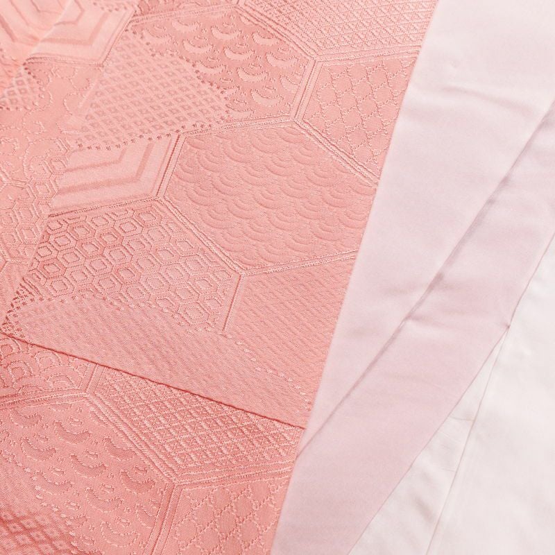 色無地 良品 しつけ糸付き 正絹 古典柄 袷仕立て 身丈155cm 裄丈63cm 着物 ピンク_画像17