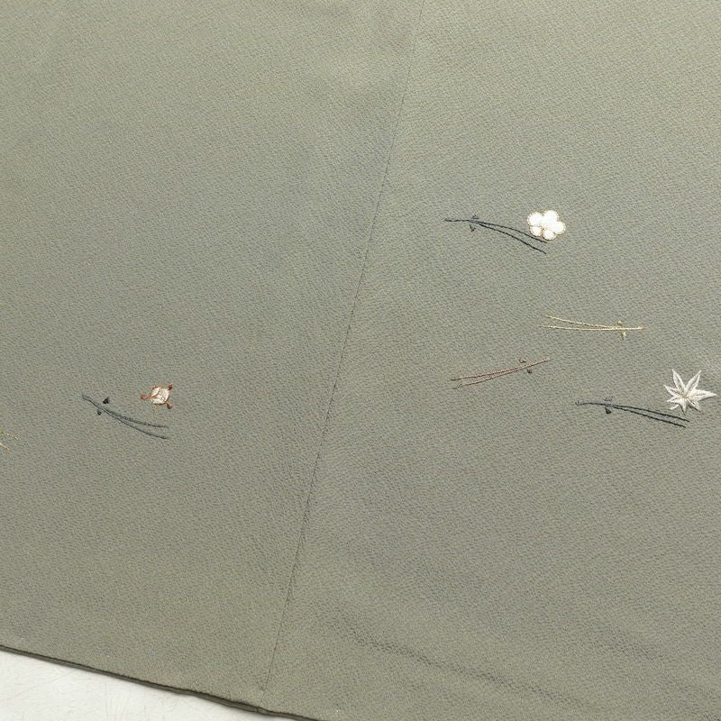 付け下げ 縮緬 金駒刺繍 正絹 木の葉・植物柄 袷仕立て 身丈156cm 裄丈67cm 刺繍 金糸 附下 フォーマル 着物 緑・うぐいす色_画像11