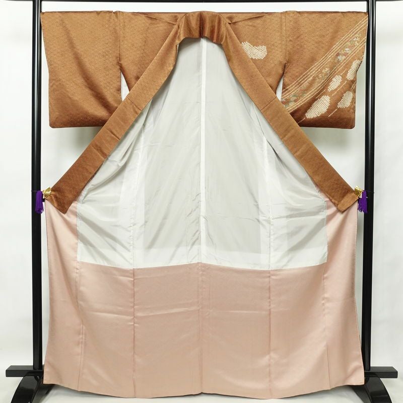 付け下げ 絞り 正絹 古典柄 袷仕立て 身丈167cm 裄丈69cm 箔 刺繍 金彩 フォーマル 附下 着物 茶_画像3