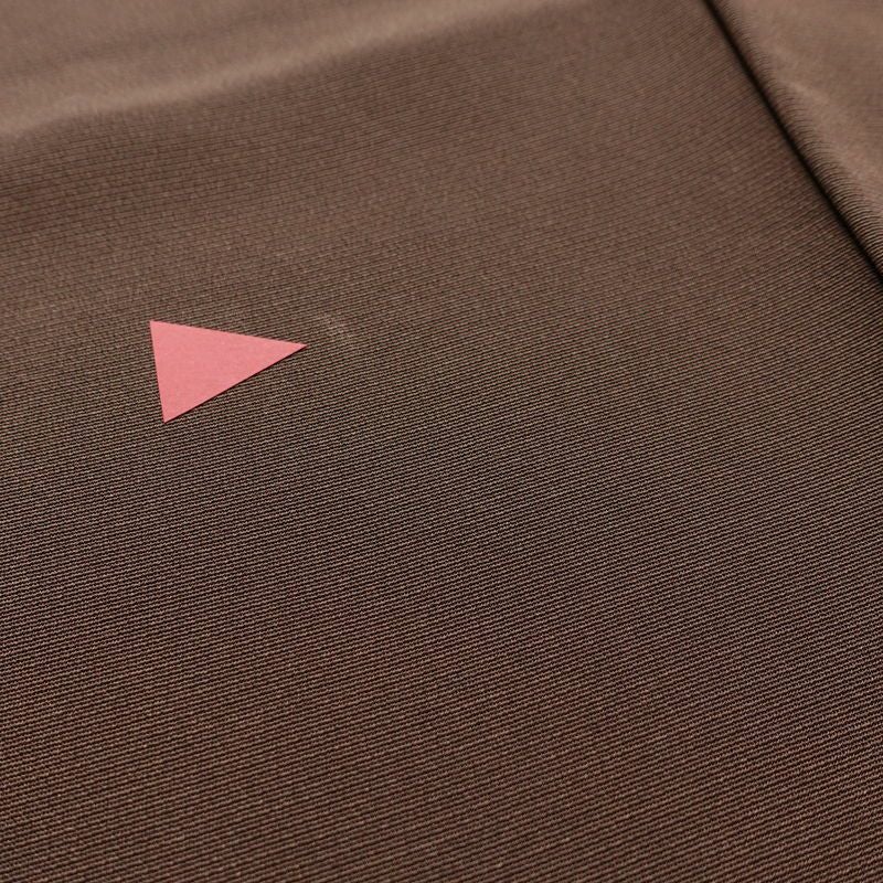 色留袖 落款入り しつけ糸付き 金駒刺繍 一つ紋付き 正絹 人物・動物柄 袷仕立て 身丈156cm 裄丈64.5cm 箔 刺繍 共八掛 茶_画像13